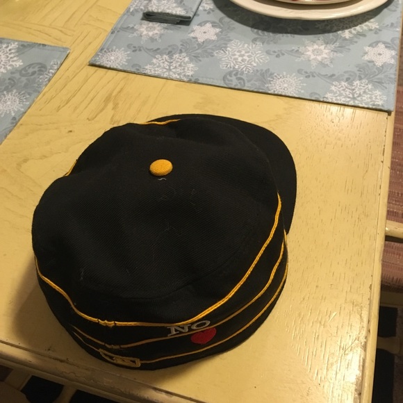 SUPREME x MLB x NEW ERA Pillbox Baseball Hat - Picture 4 of 6